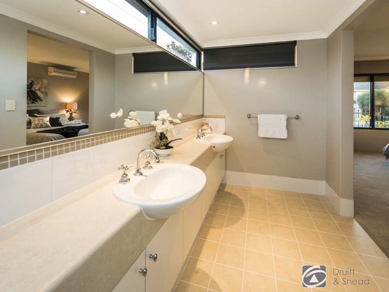 146A Cobb Street, Doubleview WA 6018