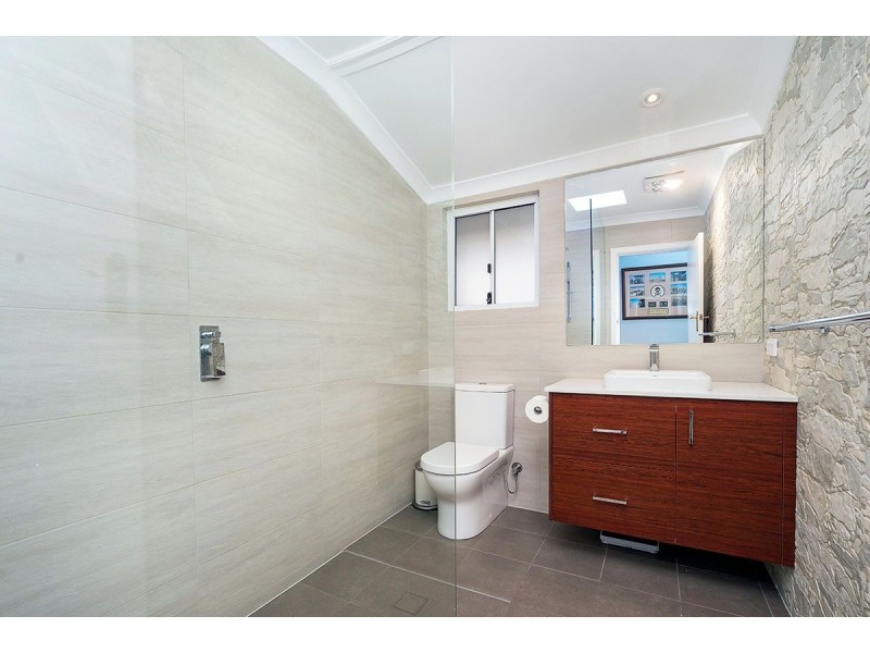 212 St Brigids Terrace, Doubleview WA 6018