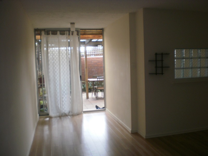 E10/47 Herdsman Parade, Wembley WA 6014