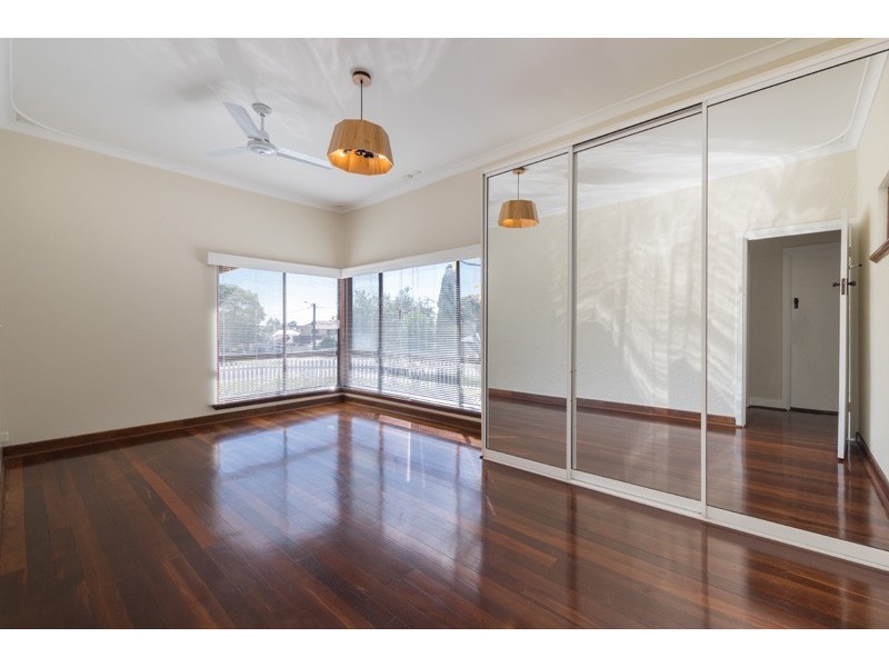 29 Beatrice Street, Doubleview WA 6018