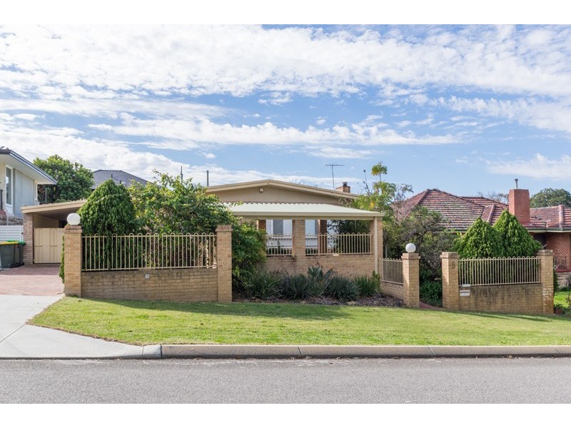 8 Howie Street, Woodlands WA 6018