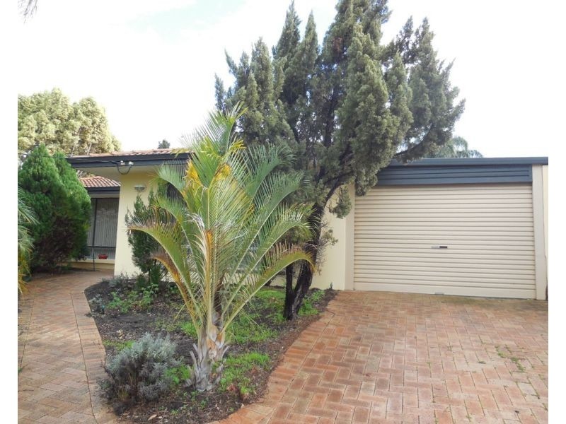 10 Caenby Close (132 Karrinyup Road), Karrinyup WA 6018