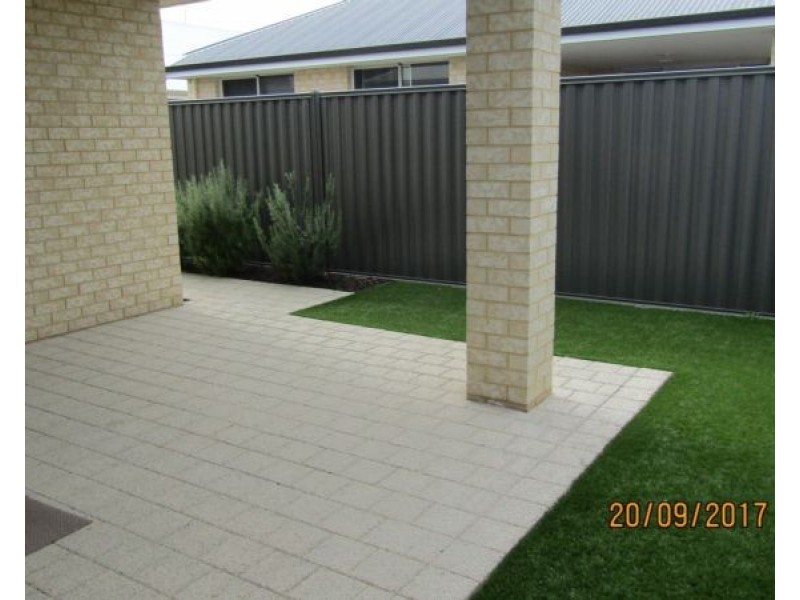 20 Minikin Drive, Aveley WA 6069