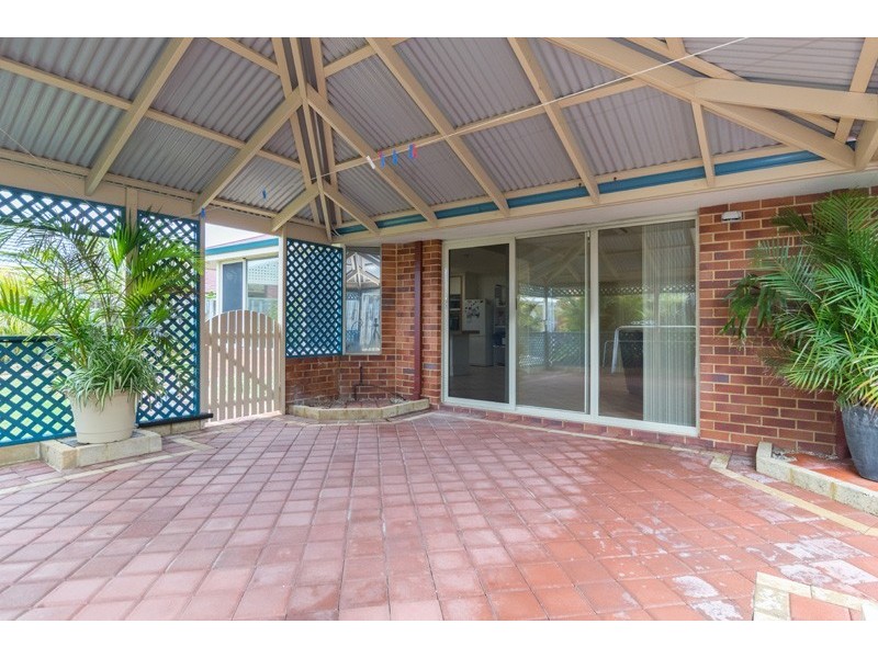 4 Dakar Way, Mindarie WA 6030