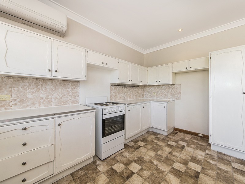 44 Carrick Street, Woodlands WA 6018