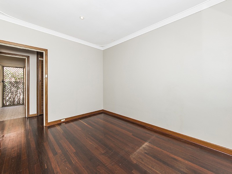 44 Carrick Street, Woodlands WA 6018