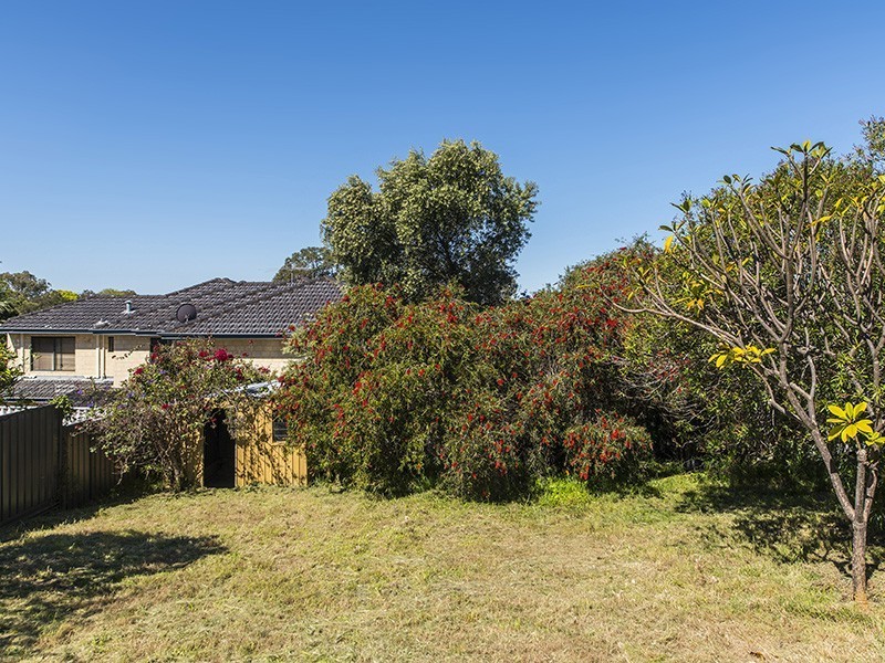 44 Carrick Street, Woodlands WA 6018