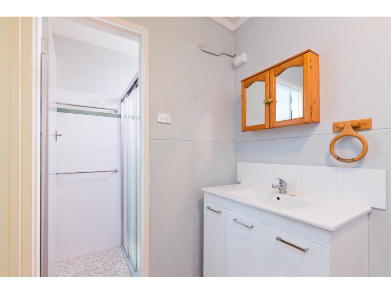 11A Irwin Road, Embleton WA 6062