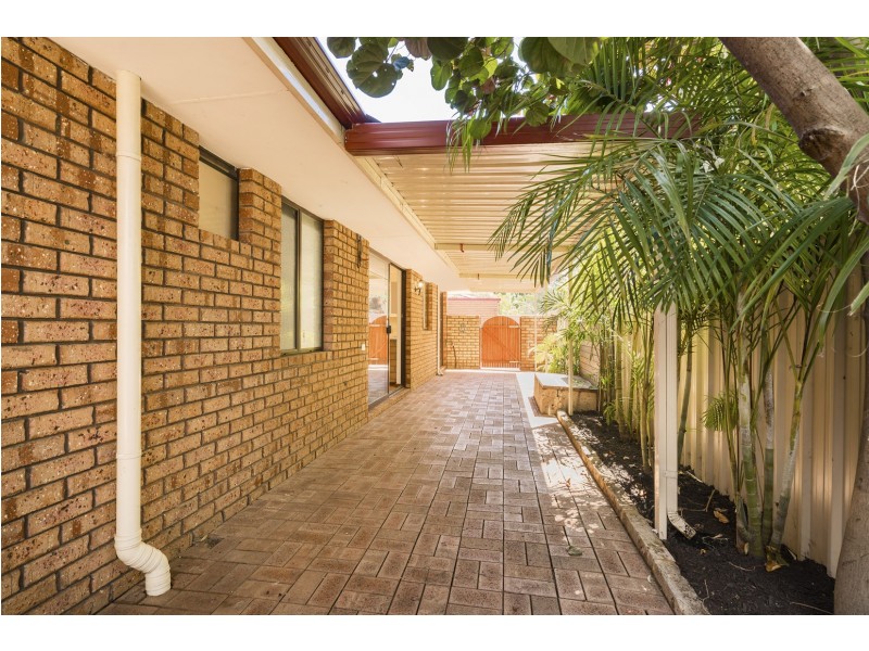 9/54 Hertha Road, Innaloo WA 6018