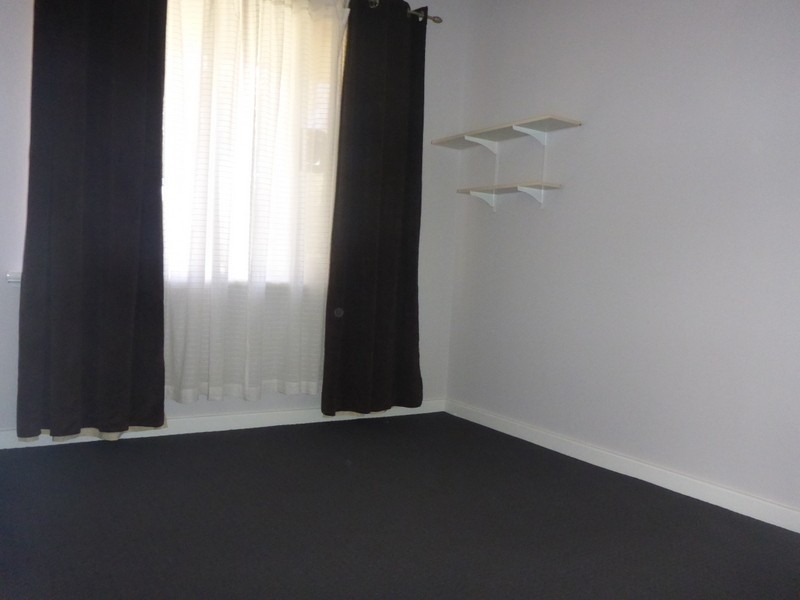 5 Dixon Street, Embleton WA 6062