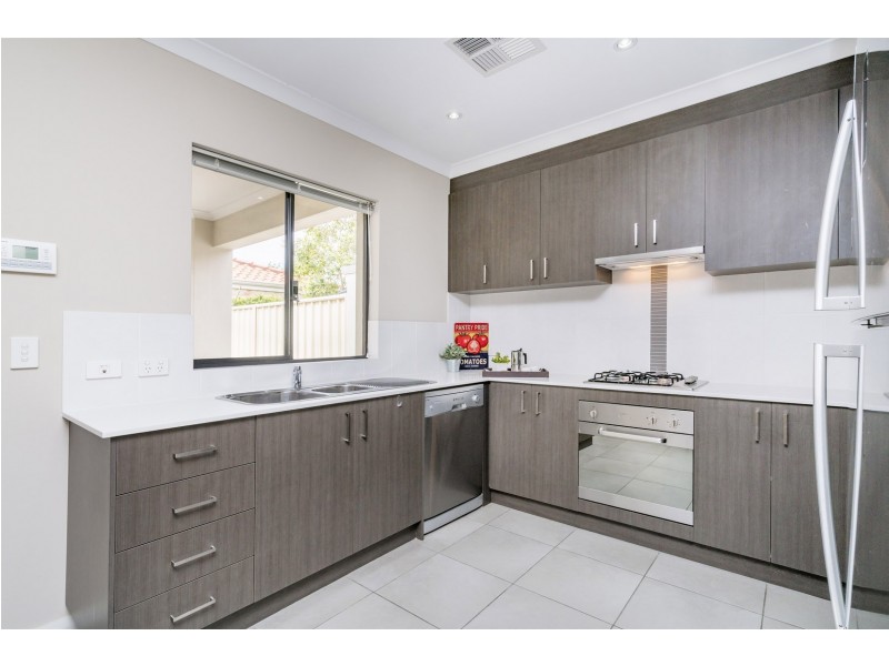 12B Muriel Avenue, Innaloo WA 6018