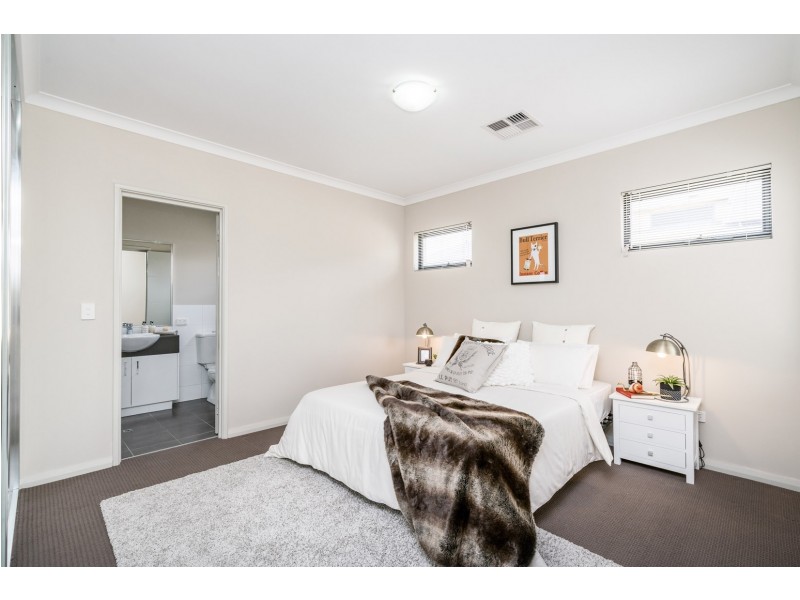 12B Muriel Avenue, Innaloo WA 6018