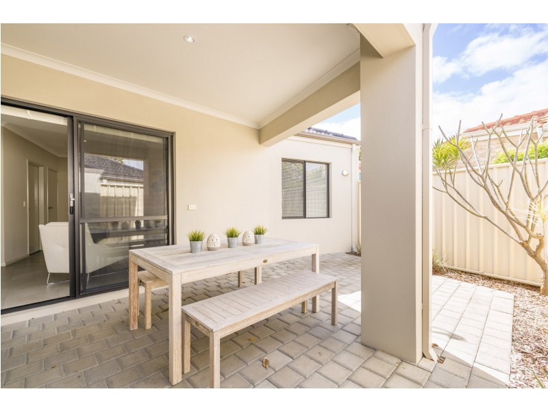 12B Muriel Avenue, Innaloo WA 6018