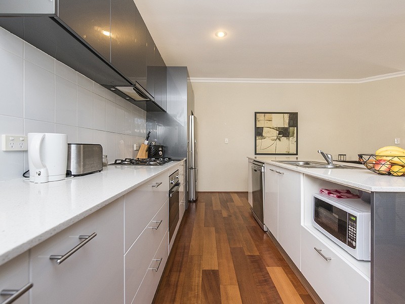 25B Eden Street, Innaloo WA 6018