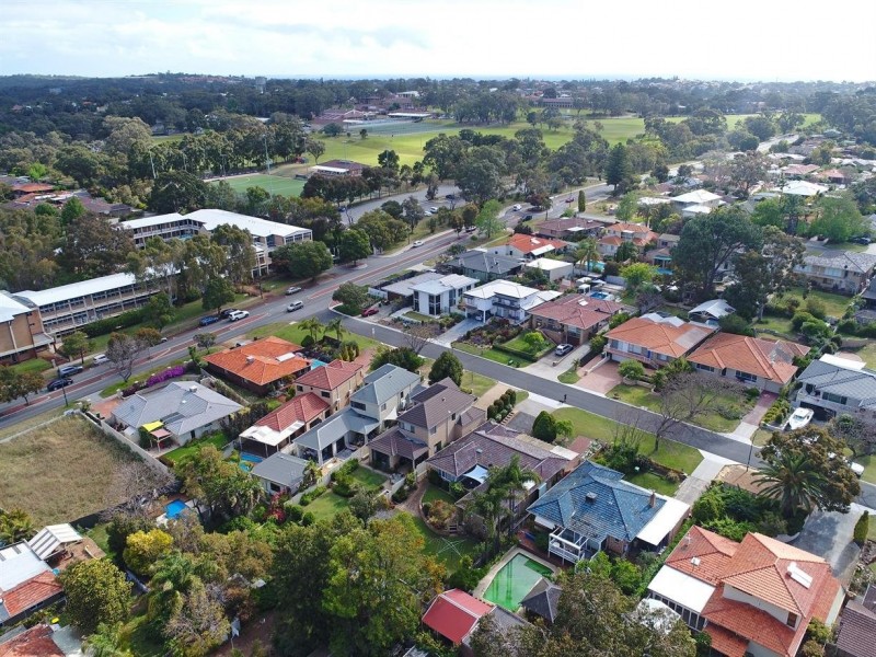 64 Alver Road, Doubleview WA 6018