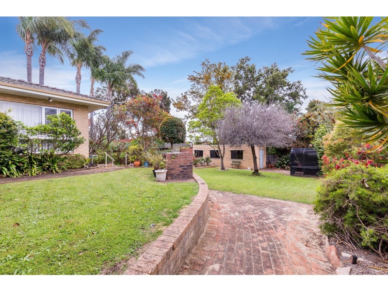 64 Alver Road, Doubleview WA 6018