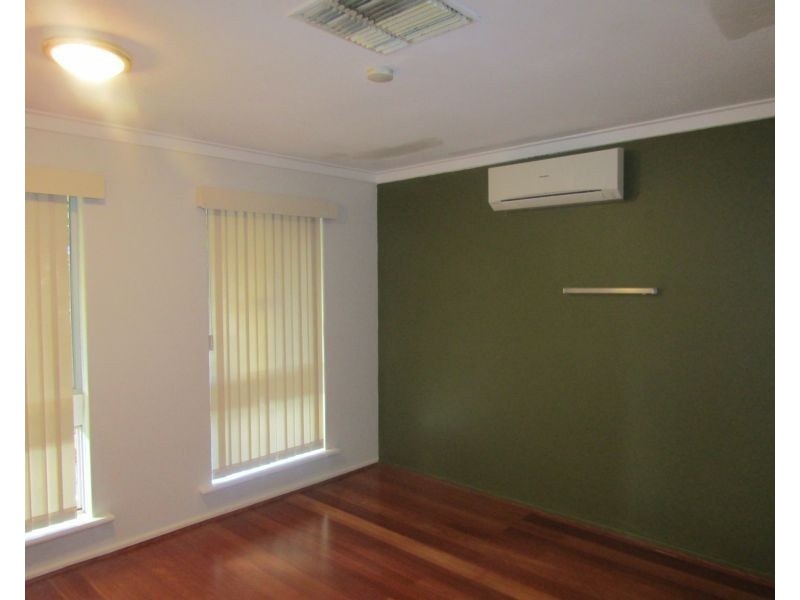 15 Althorne Way, Girrawheen WA 6064