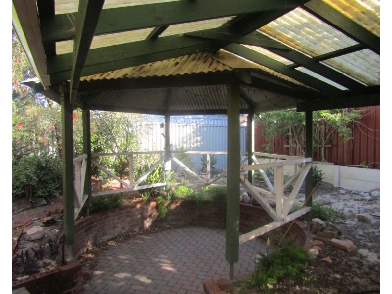 15 Althorne Way, Girrawheen WA 6064