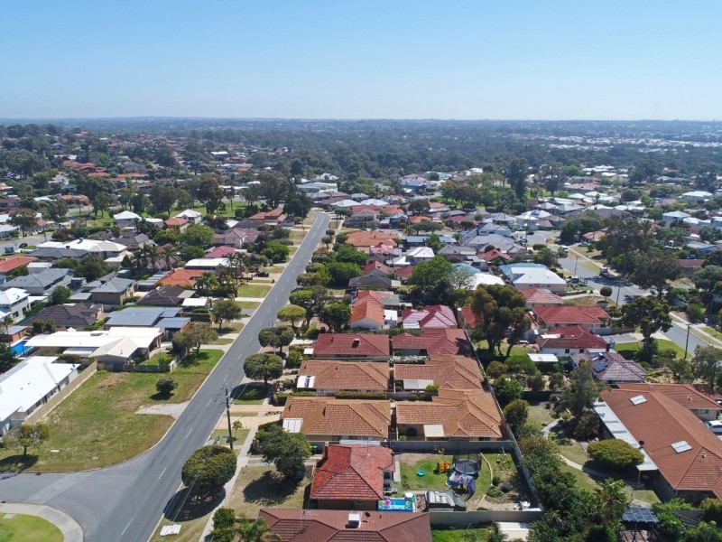 40 Burroughs Road, Karrinyup WA 6018