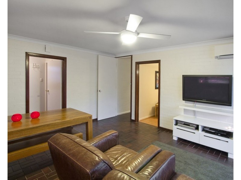 49 Milverton Avenue, Karrinyup WA 6018