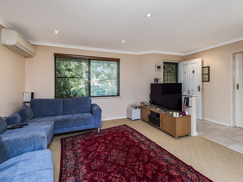 4/499 Karrinyup Road, Innaloo WA 6018