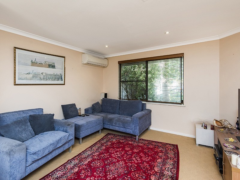 4/499 Karrinyup Road, Innaloo WA 6018