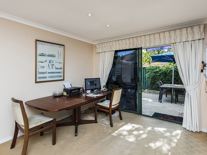 4/499 Karrinyup Road, Innaloo WA 6018