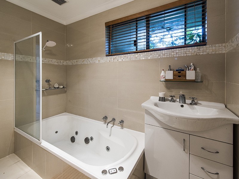 4/499 Karrinyup Road, Innaloo WA 6018