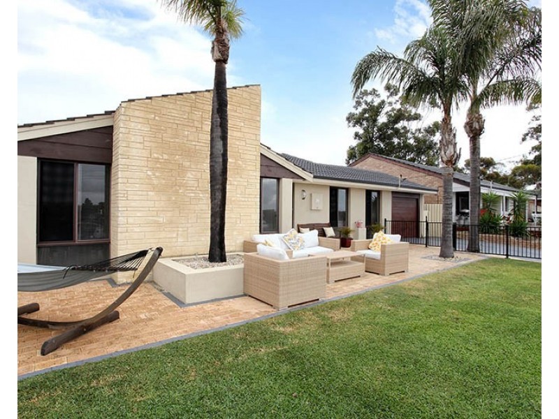 28 Kallaroo Place, Kallaroo WA 6025