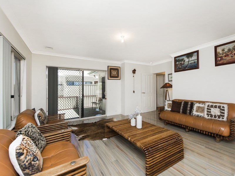 49A Rochester Circle, Balga WA 6061