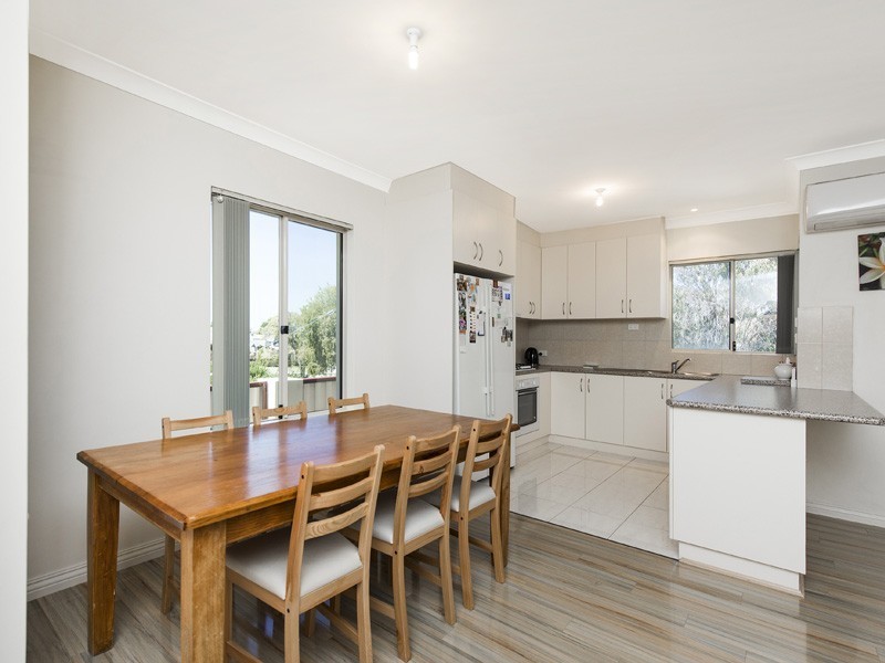 49A Rochester Circle, Balga WA 6061