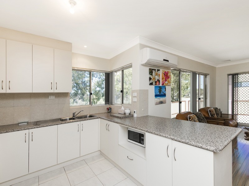 49A Rochester Circle, Balga WA 6061