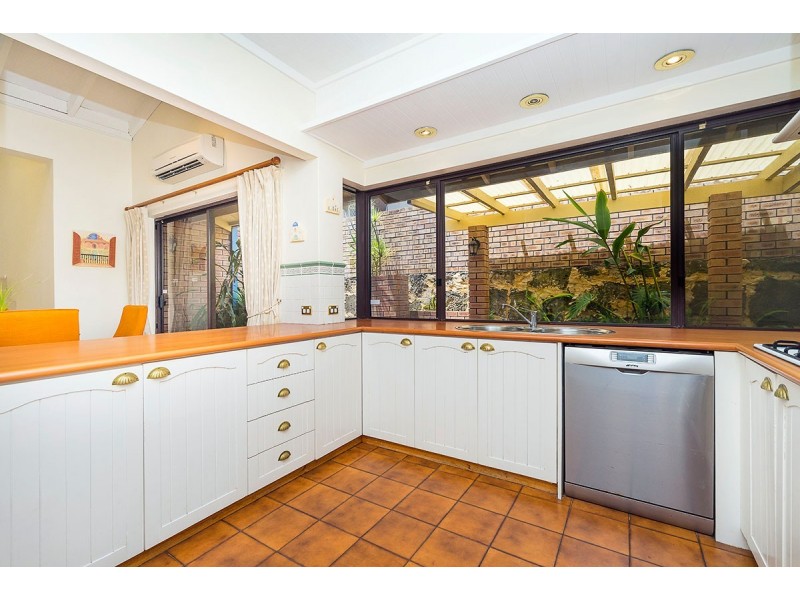 48 Doriot Way, Carine WA 6020