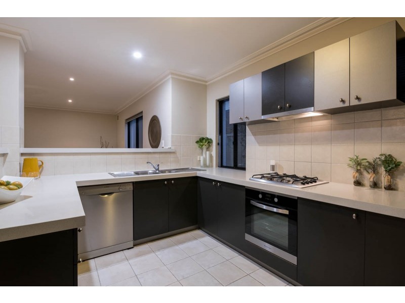 3 Lassia Walk, Stirling WA 6021