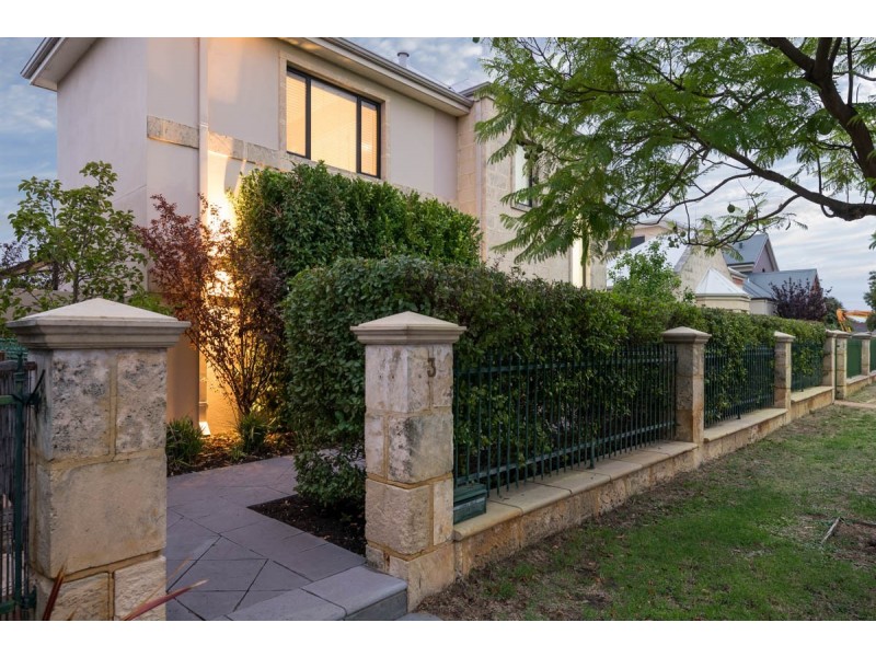 3 Lassia Walk, Stirling WA 6021