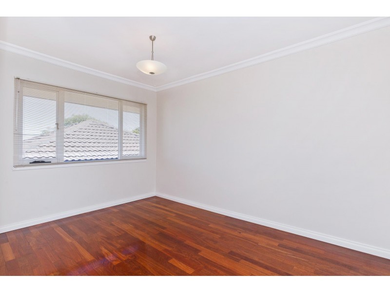 23 Gwelup Street, Karrinyup WA 6018