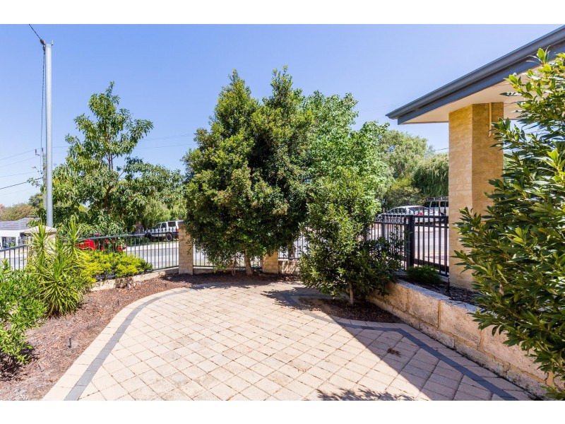 23 Gwelup Street, Karrinyup WA 6018