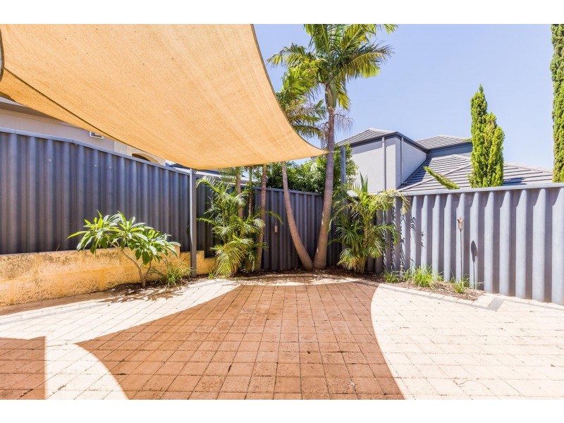 23 Gwelup Street, Karrinyup WA 6018