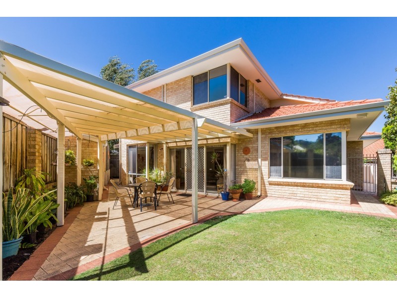 15 Jackson Avenue, Karrinyup WA 6018