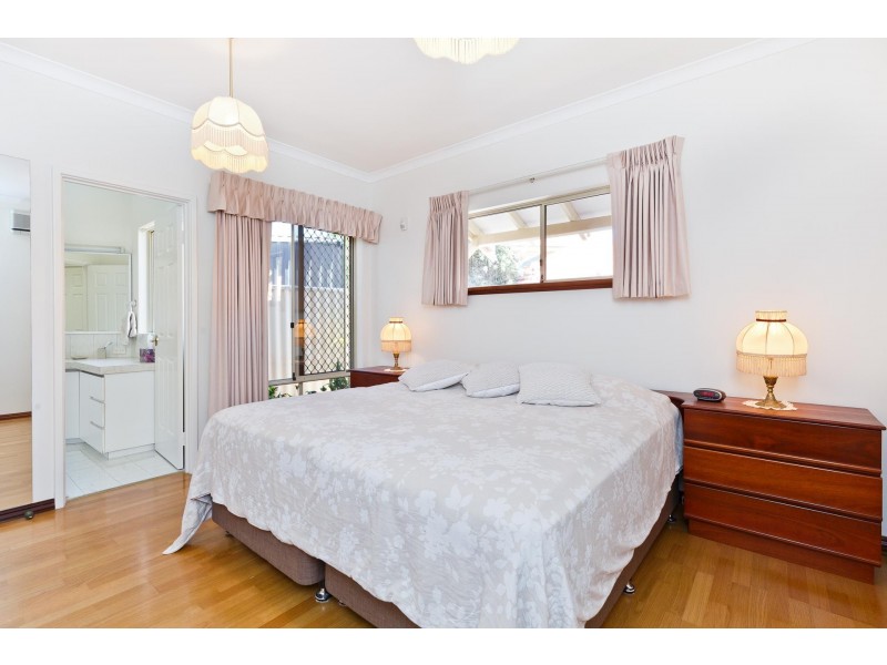 15 Jackson Avenue, Karrinyup WA 6018