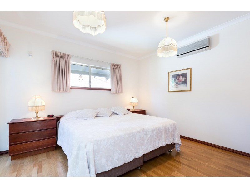 15 Jackson Avenue, Karrinyup WA 6018