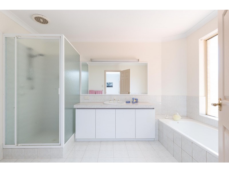 15 Jackson Avenue, Karrinyup WA 6018