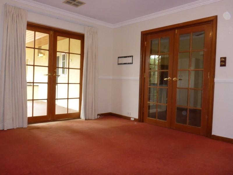 34 Norma Road, Alfred Cove WA 6154