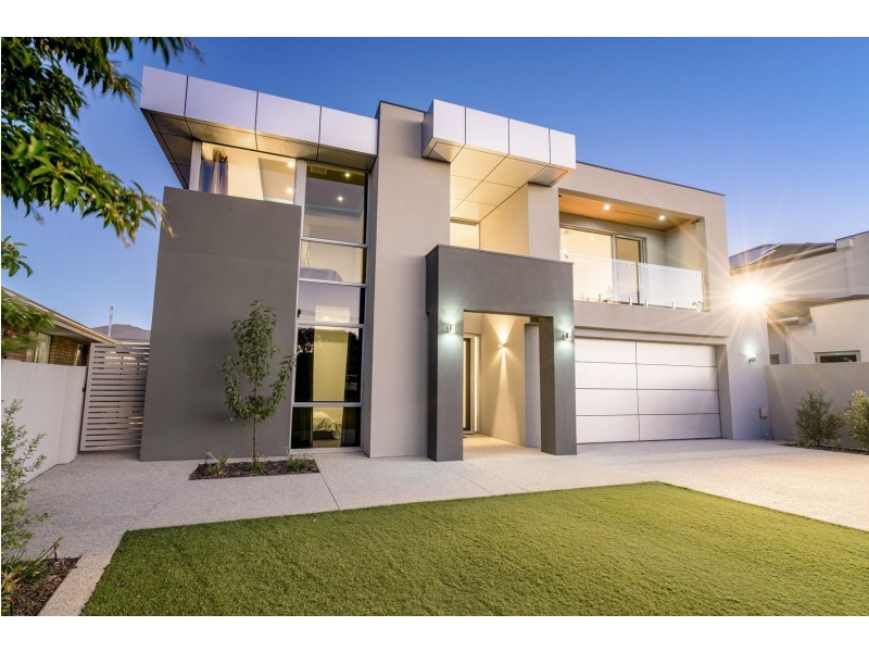 18 Clubb Street, Karrinyup WA 6018