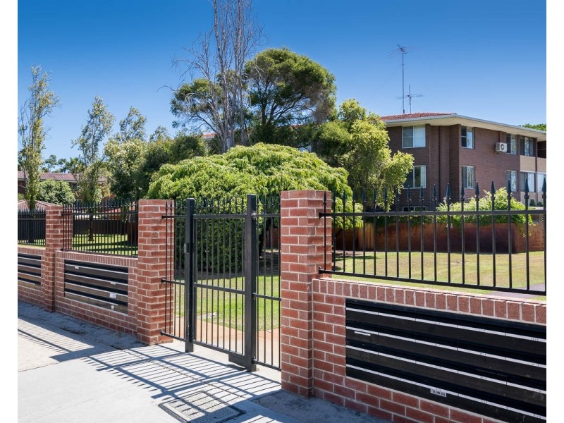 3E/47 Herdsman Parade, Wembley WA 6014