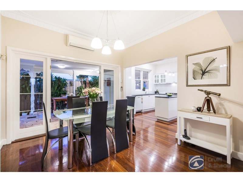 36 Lynton Street, Doubleview WA 6018