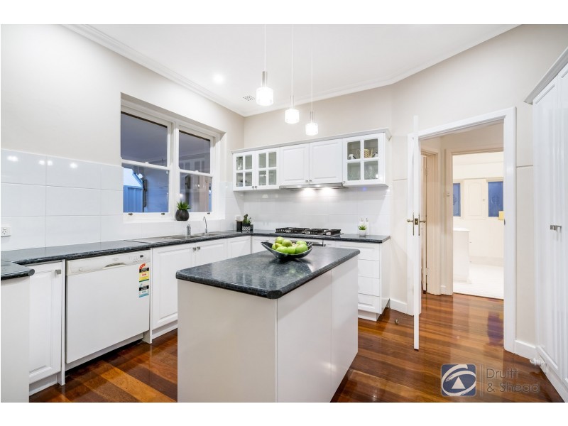 36 Lynton Street, Doubleview WA 6018