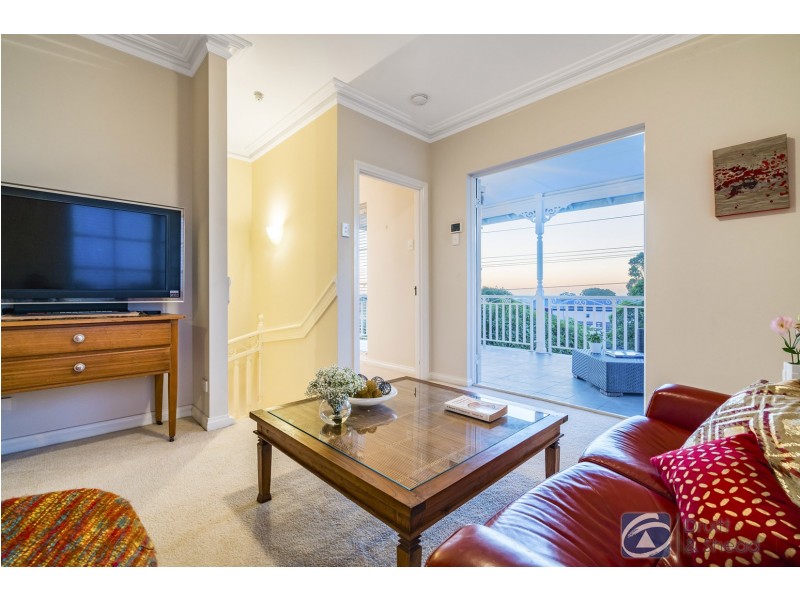 36 Lynton Street, Doubleview WA 6018