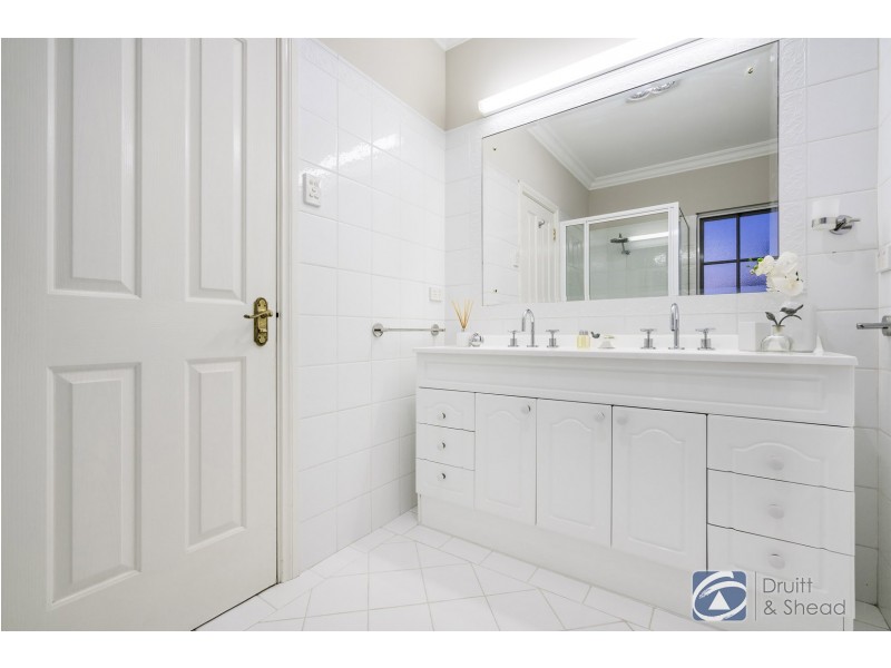 36 Lynton Street, Doubleview WA 6018