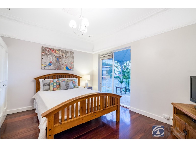 36 Lynton Street, Doubleview WA 6018